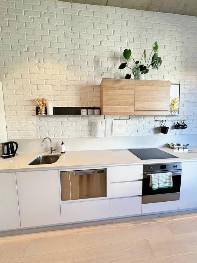 Industrial Yet Modern, 1Bd 1Bth Apt - Woden Phillip Eksteriør bilde